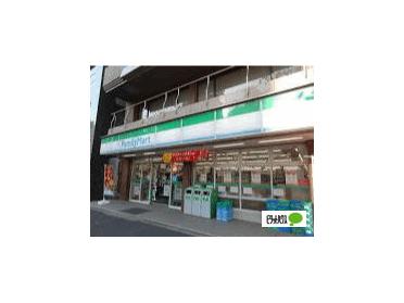 ファミリーマート東神田二丁目店：196m