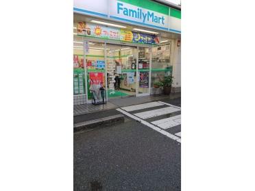 ファミリーマート道徳通二丁目店：330m