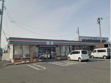 セブンイレブン宮城吉岡店：300m