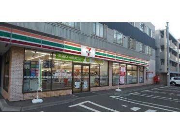 セブンイレブン札幌北22条店：713m