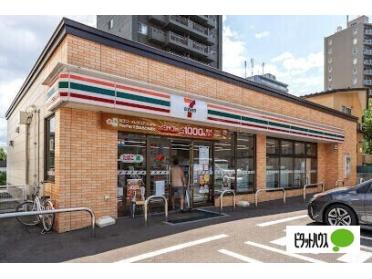 セブンイレブン札幌月寒中央通4丁目店：174m