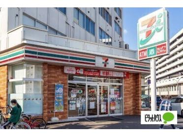 セブンイレブン地下鉄白石駅前店：229m