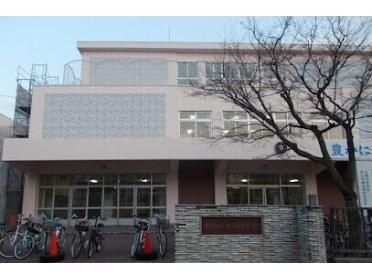 札幌市立北陽中学校：119m