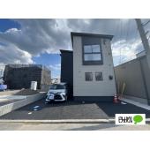 高崎市末広町一戸建 外観写真1 駐車2台までできます。