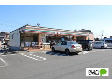 セブンイレブン高崎筑縄町店：585m