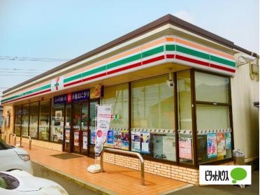 セブンイレブン富士市中里店：593m