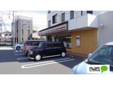 セブンイレブン裾野稲荷店：818m