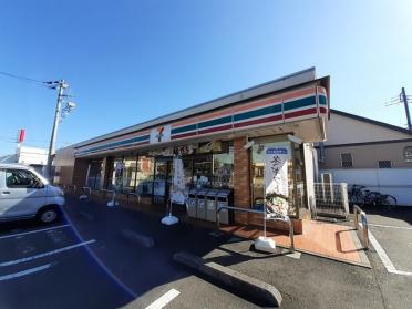 セブンイレブン上鶴間２丁目店：210m