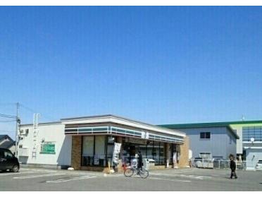 セブンイレブン滝川東町店：1000m