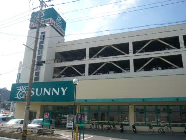 サニー東比恵店：264m