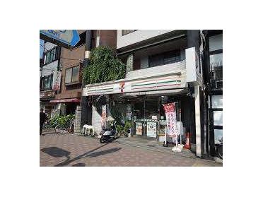 セブンイレブン京都東山団栗橋前店：143m