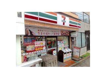 セブンイレブン京都西七条店：62m