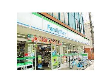 ファミリーマート塚本祇園東山店：104m