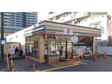 セブンイレブン大阪都島本通2丁目店：260m