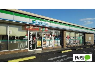 ファミリーマート板野町川端店：1171m