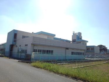 栃木市立西方小学校：600m