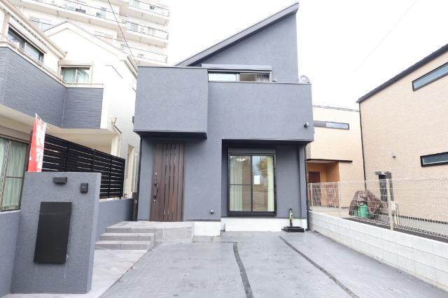 利便性の良い住宅地の3LDKの新築戸建です。