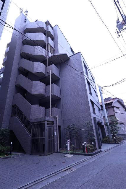 総戸数36戸の落ち着きある外観