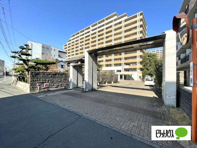 ☆高級感あふれる外観が日常に上質な時間を演出☆