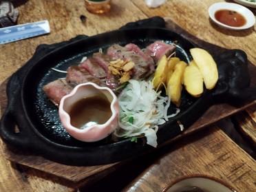 石垣牛のステーキ 恐ろしく柔らかくて美味でした 石垣牛のステーキ 恐ろしく柔らかくて美味でした