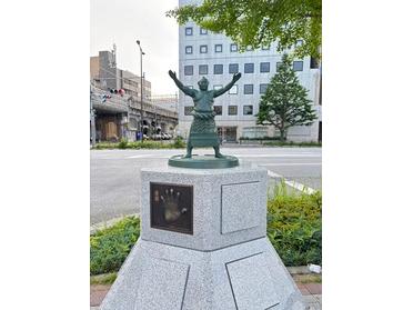 白鵬 手形 (力士モニュメント1) 白鵬 手形 (力士モニュメント1)