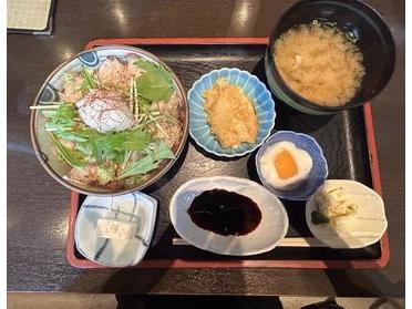 ぶりの炙り丼 ぶりの炙り丼