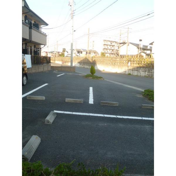 グランデ・０２（0207） 駐車場