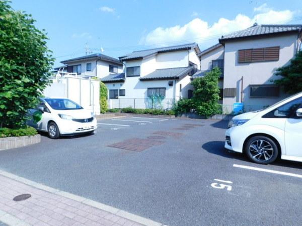 ａｍｉｓｔａｄ（0107） 駐車場