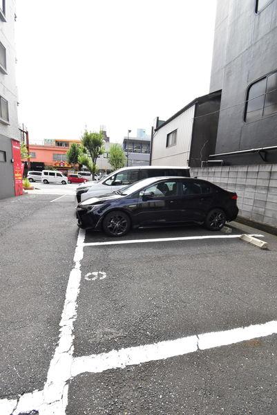 パークサイド小柴（0204） 駐車場