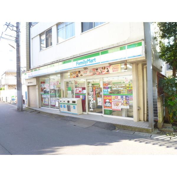 ファミリーマート柏五丁目店：244m