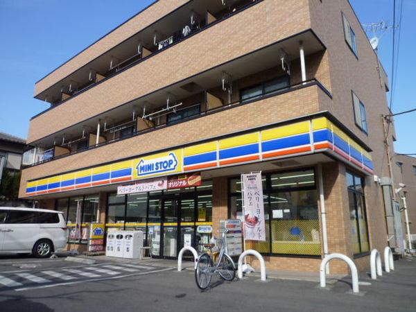 ミニストップ船橋駿河台店：606m