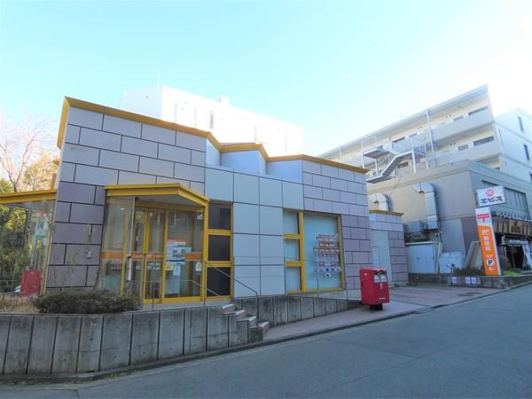 仲町台駅前郵便局：216m