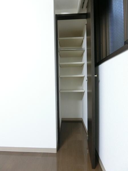 エルミタージュ南阿佐ヶ谷（0102） 収納