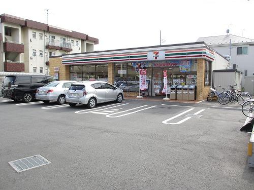 セブンイレブン練馬早宮4丁目店：506m