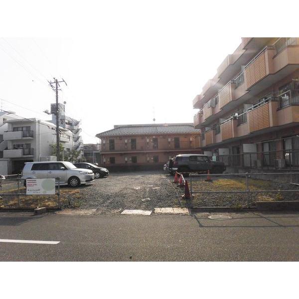 メゾン平林（0103） 駐車場