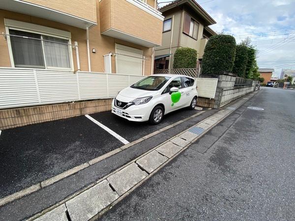 リアン（0202） 駐車場