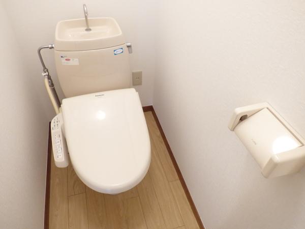 ハイラックス（0101） トイレ