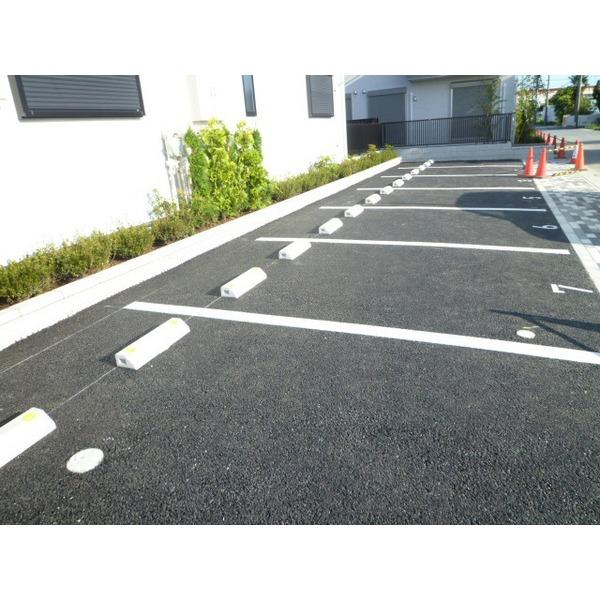 Ｏｓｔｒｏ（0201） 駐車場