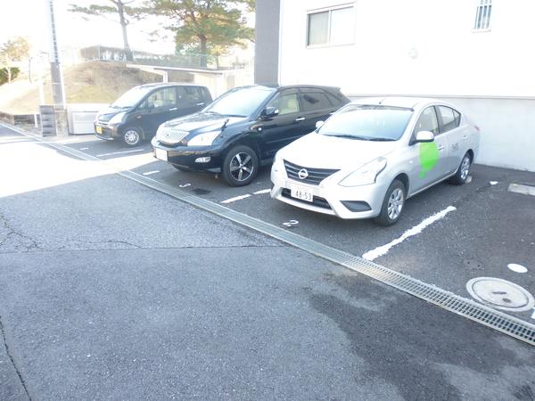 ＫａｌｏｎⅡ（0102） 駐車場