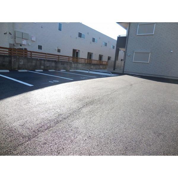 フォーレスト菊野台（0206） 駐車場