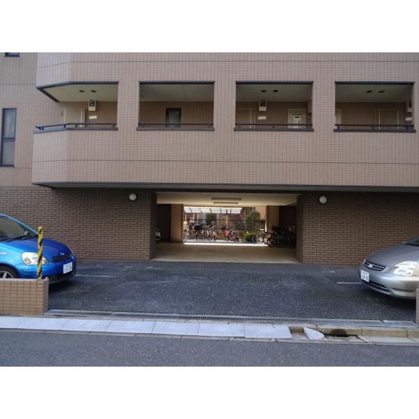 ソレイユコーポ葛西（0203） 駐車場