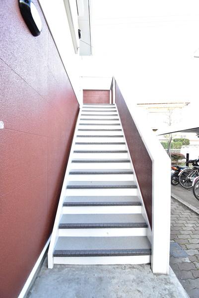 ウィスタリアガーデン　３番館（0101） ロビー