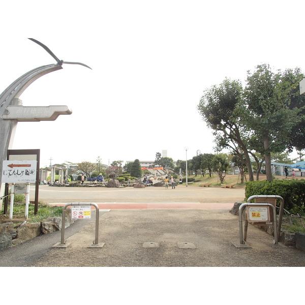 南行徳公園：767m