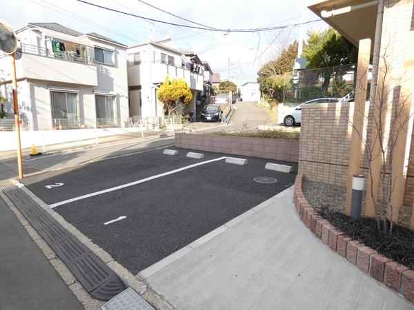 Ｌｉｅｎ　ｍａｉｓｏｎ　華（0101） 駐車場