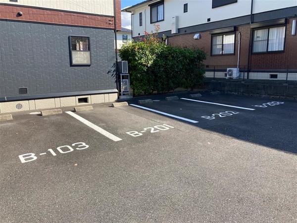 サンスマイル公津Ｂ（0203） 駐車場
