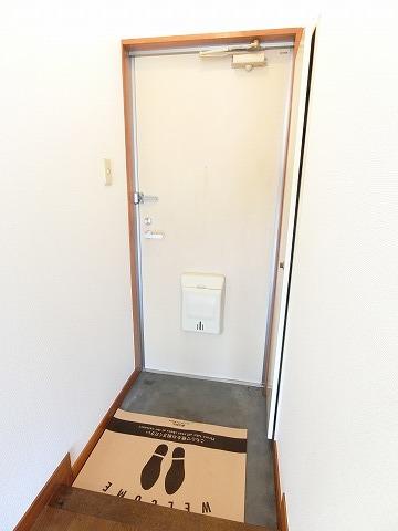 サンハウス（0203） 玄関