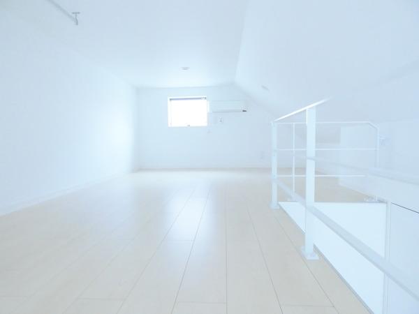 Ｈｉｄｅ　ａｎｄ　Ｓｅｅｋ（0202） 部屋画像