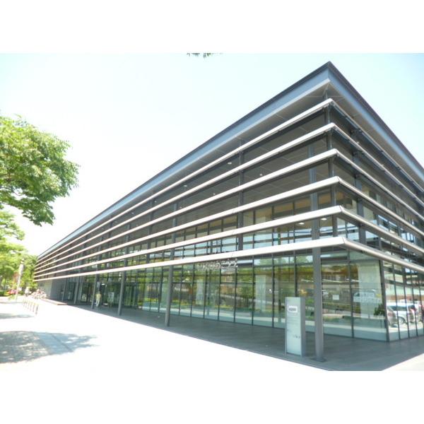 成田市立図書館公津の杜分館：2482m