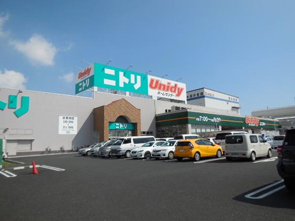 ニトリ市川千鳥町店：837m