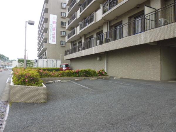 ヴィラ佐倉（0403） 駐車場